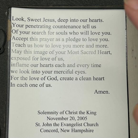 Religious Framed Picture of Jesus Gold Frame Ready to hang or wall hanging - Picture 3 of 3